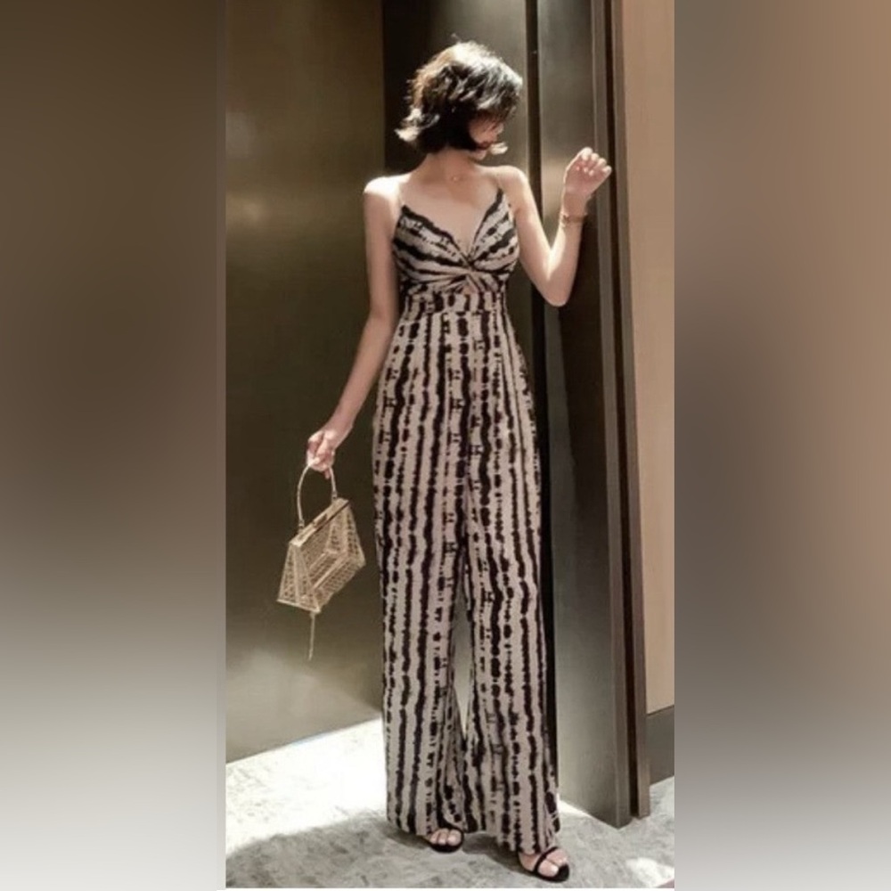 🛍️🛍️Black Marble Jumpsuit